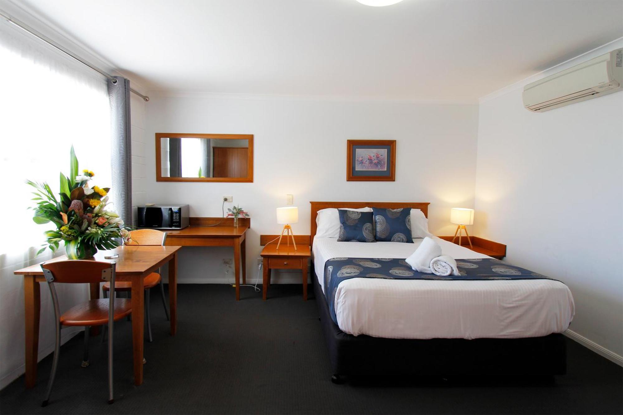 Windmill Motel & Events Centre Маккай Экстерьер фото
